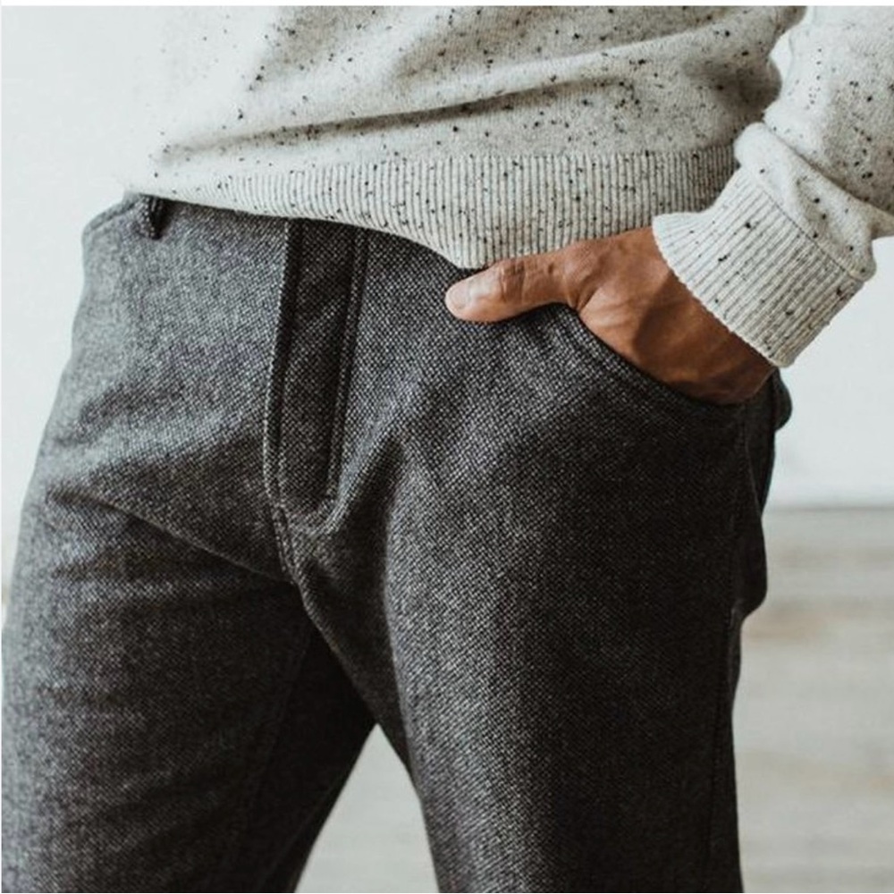 Scene of place men’s size medium skinny leg trousers, heat gray‎ color